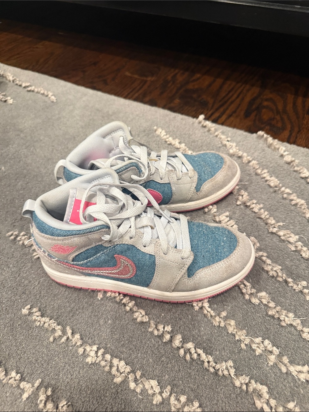 Nike air Jordan Low Top Sneakers in Denim Blue and Pink
